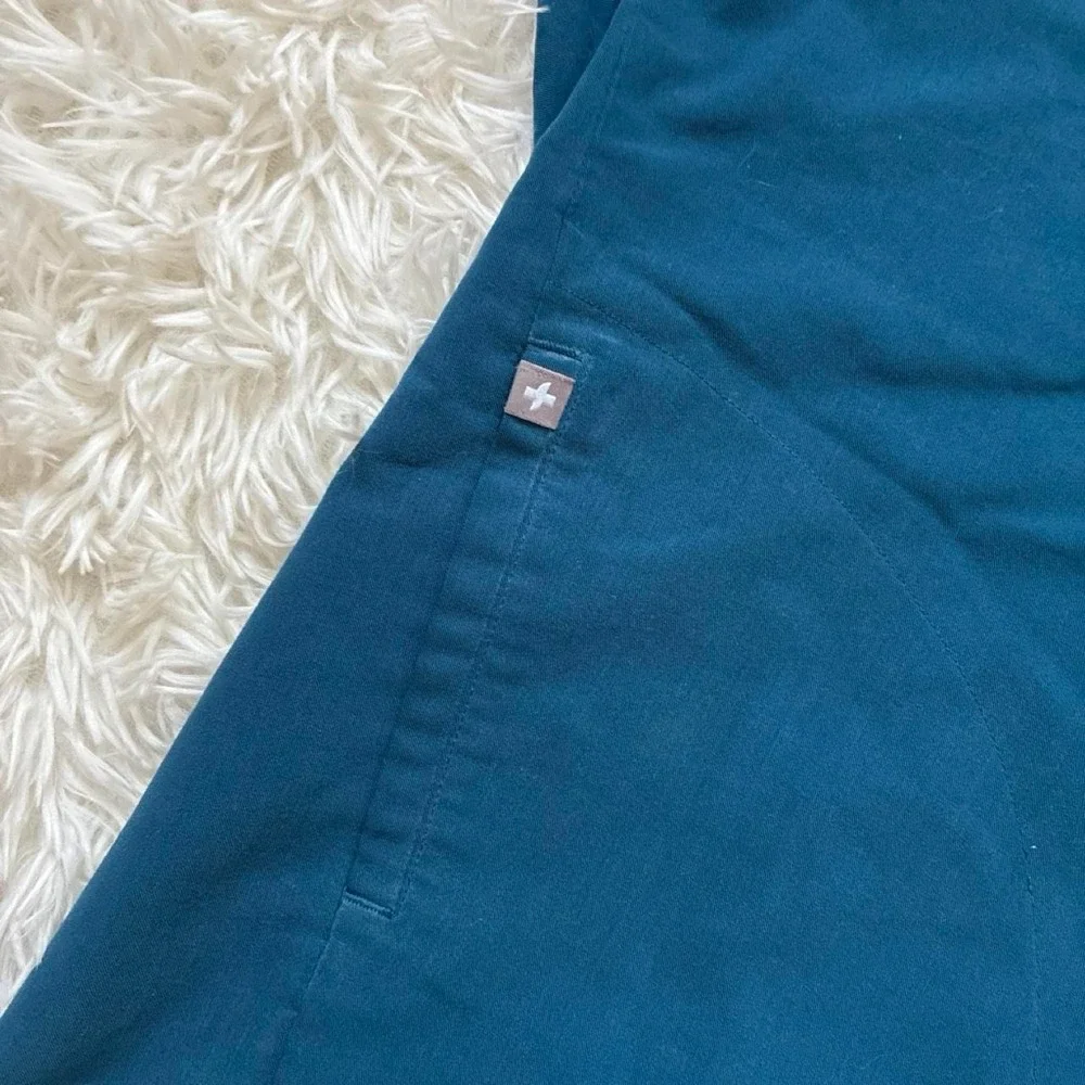 Figs Sleeveless Mock Neck Top in Teal - Picture 5 of 10